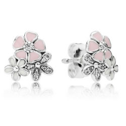 Brinco petit poesia das flores